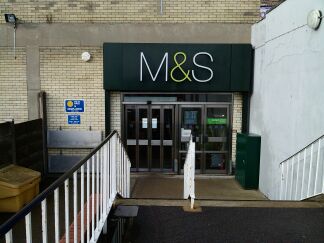 Marks and Spencer - Photo 1